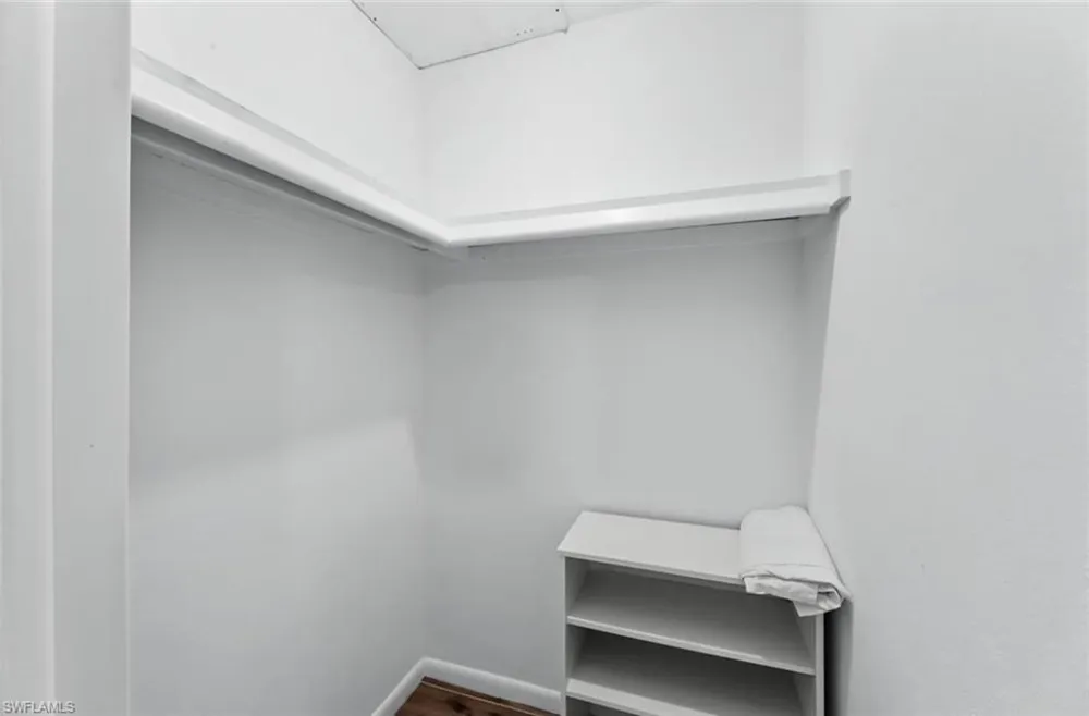4203 Rose Avenue Naples, FL 34112