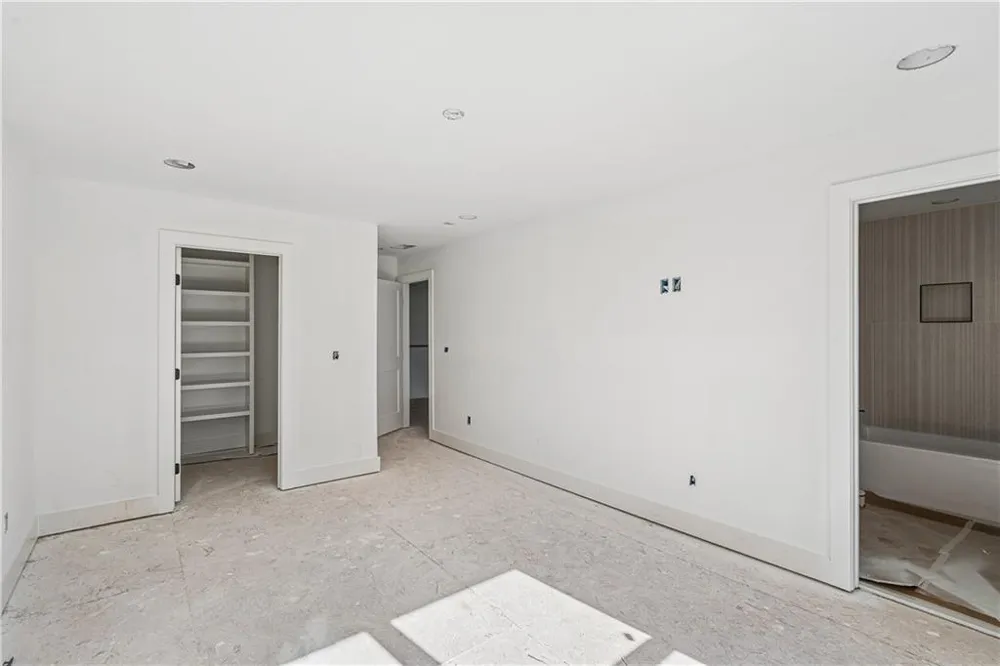 1728 Plunketts Road Buford, GA 30519