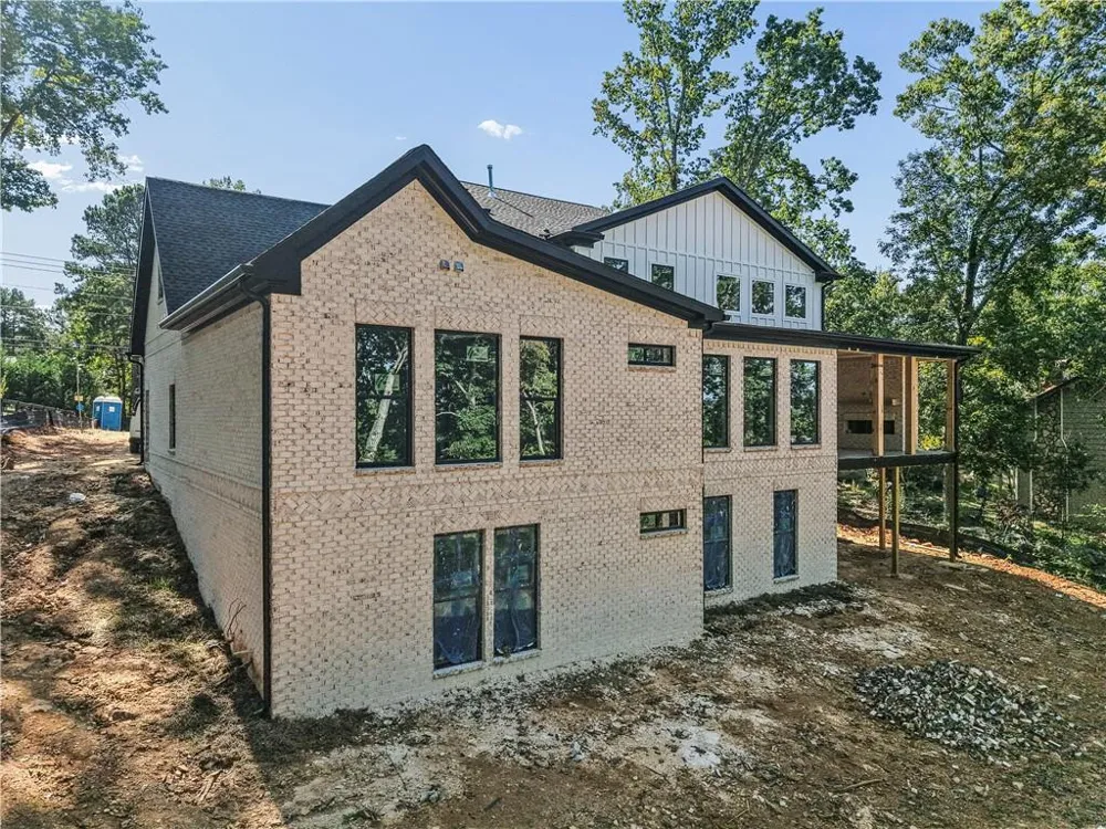 1728 Plunketts Road Buford, GA 30519