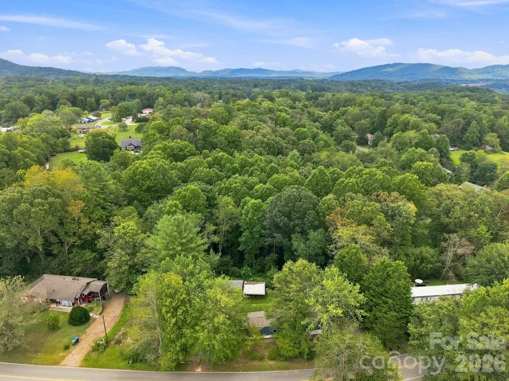 146 & 148 Bradshaw Circle Candler, NC 28715