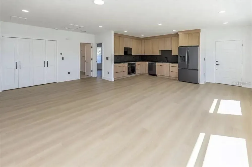 1836 19TH STREET S St Petersburg, FL 33712