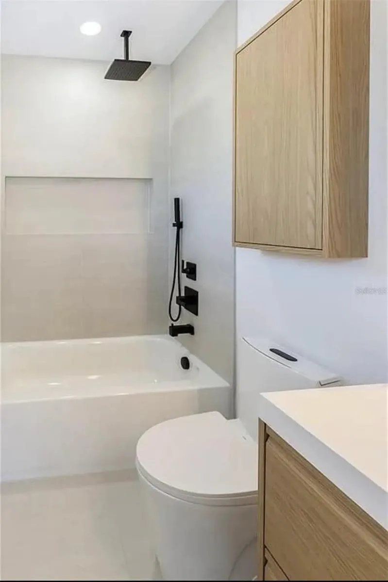1836 19TH STREET S St Petersburg, FL 33712