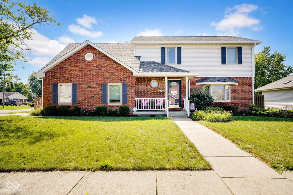 2251 Reston Lane Columbus, IN 47203