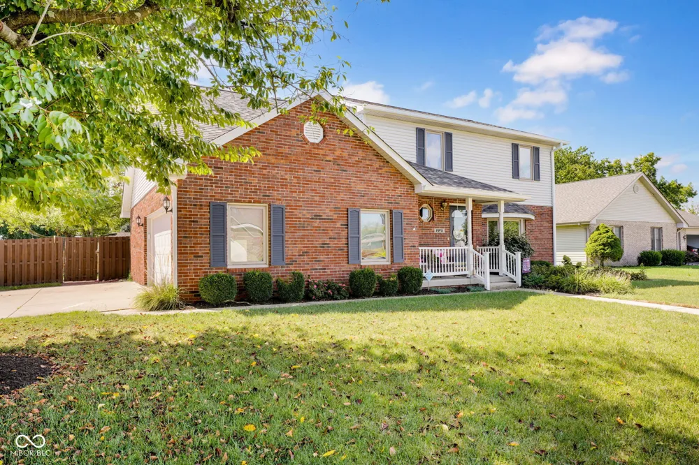 2251 Reston Lane Columbus, IN 47203