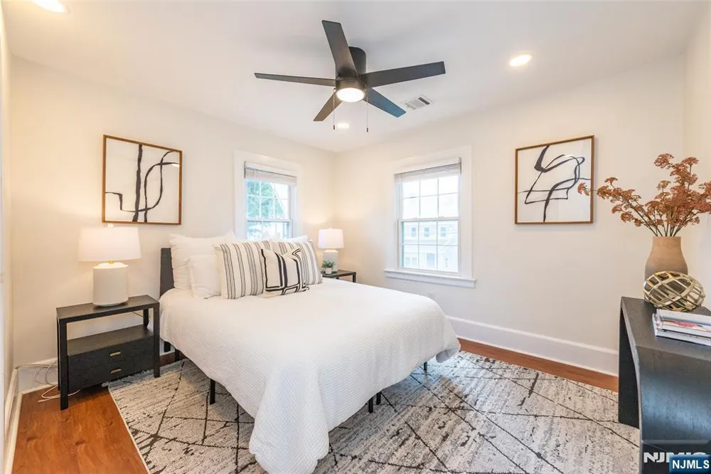 33 Waverly Terrace Bloomfield, NJ 07003