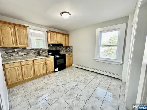 41 Greenwood Avenue 2