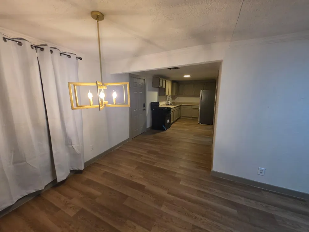 10115 Sand Springs Ave Dallas, TX 75227
