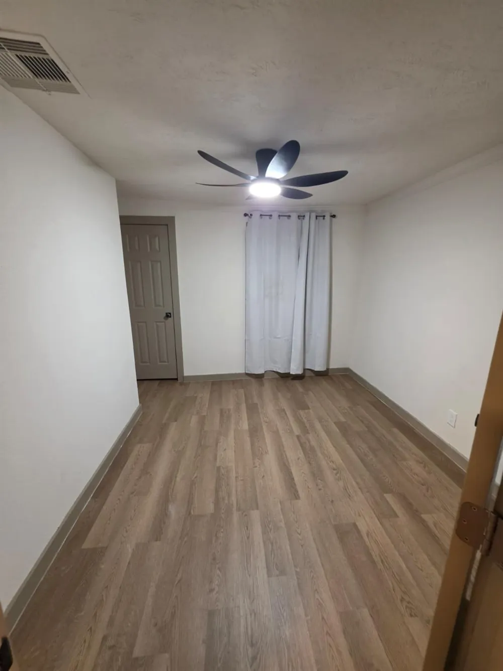 10115 Sand Springs Ave Dallas, TX 75227