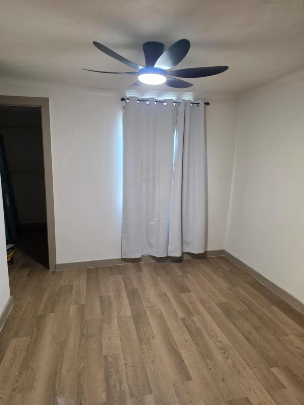 10115 Sand Springs Ave Dallas, TX 75227