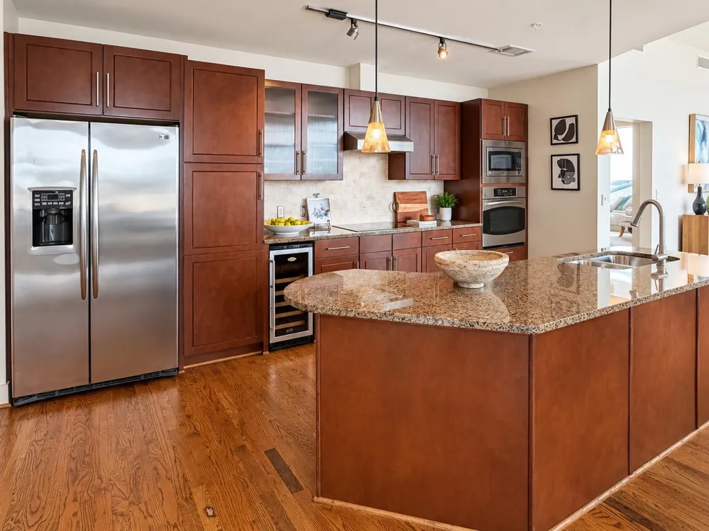 1400 Mckinney Street #1502 Houston, TX 77010