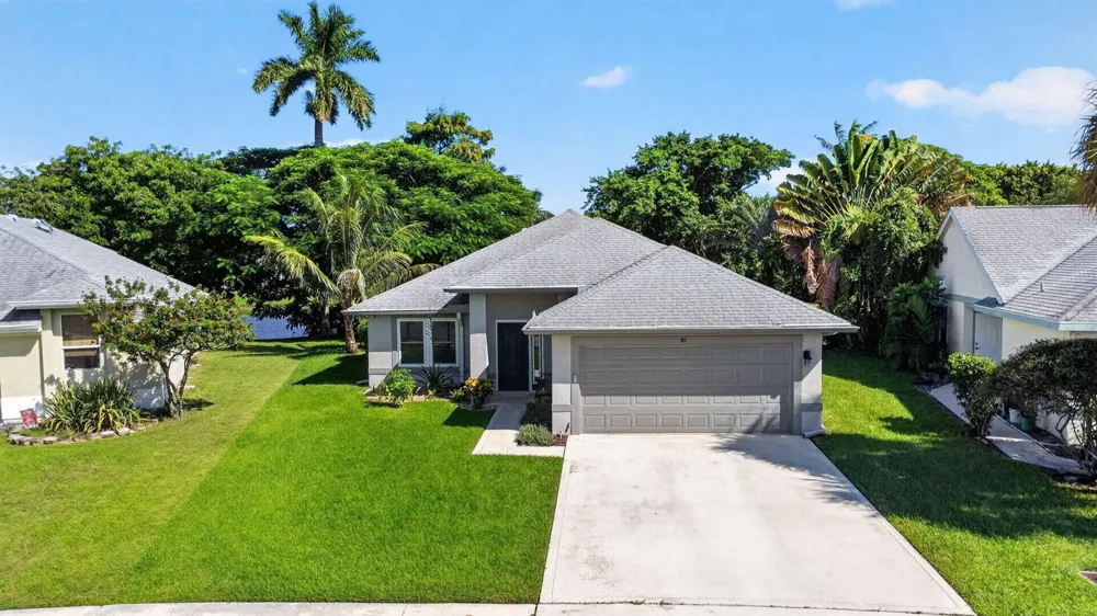 45 Heather Cove Drive Boynton Beach, FL 33436