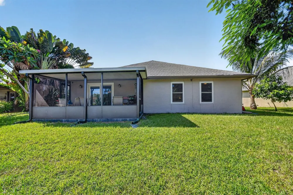45 Heather Cove Drive Boynton Beach, FL 33436
