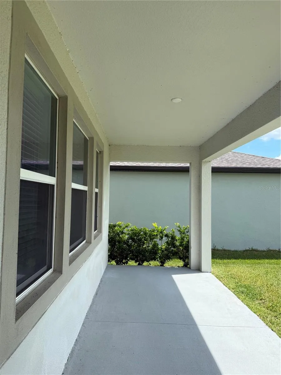 31954 SAPNA CHIME DRIVE Wesley Chapel, FL 33545