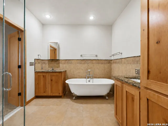 1252 Merlot New Braunfels, TX 78132