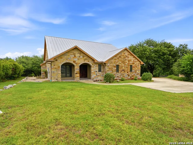 1252 Merlot New Braunfels, TX 78132