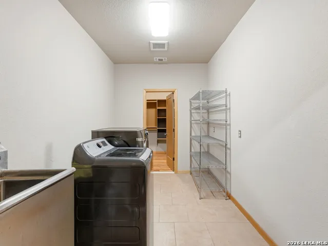 1252 Merlot New Braunfels, TX 78132