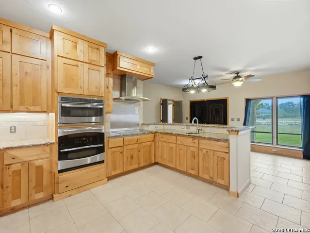 1252 Merlot New Braunfels, TX 78132