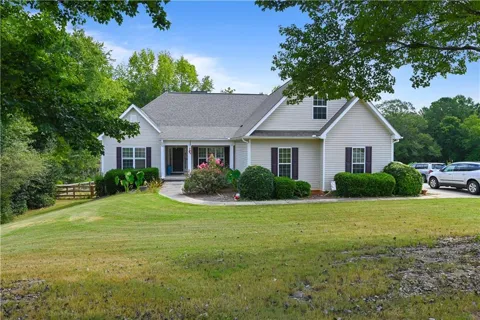 42 Meadows Lane