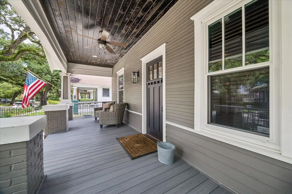 618 Bayland Avenue Houston, TX 77009