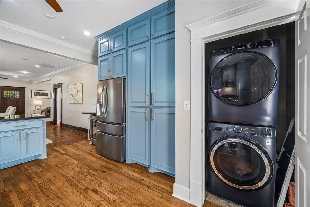 618 Bayland Avenue Houston, TX 77009