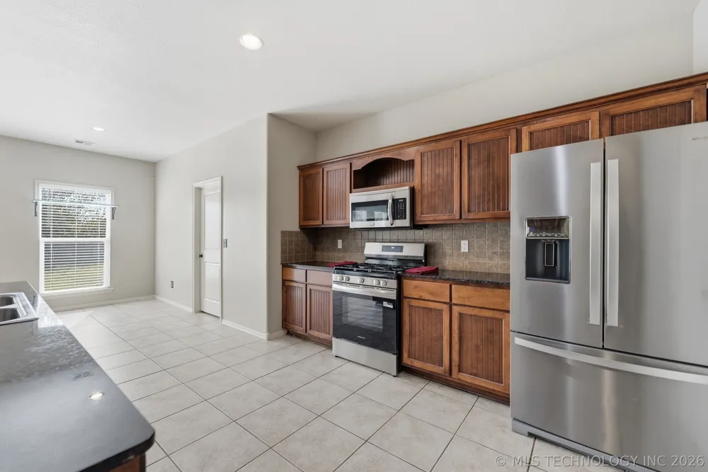 13623 S 86th EastAvenue Bixby, OK 74008