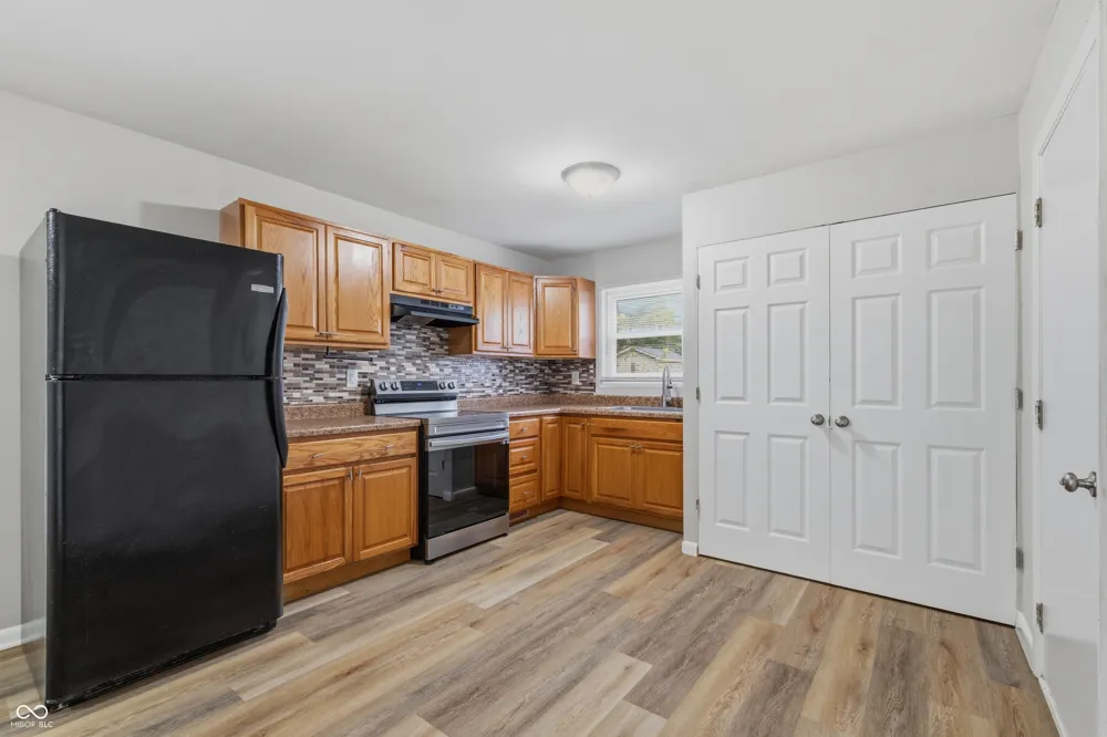 3653 Mitchner Avenue Indianapolis, IN 46226