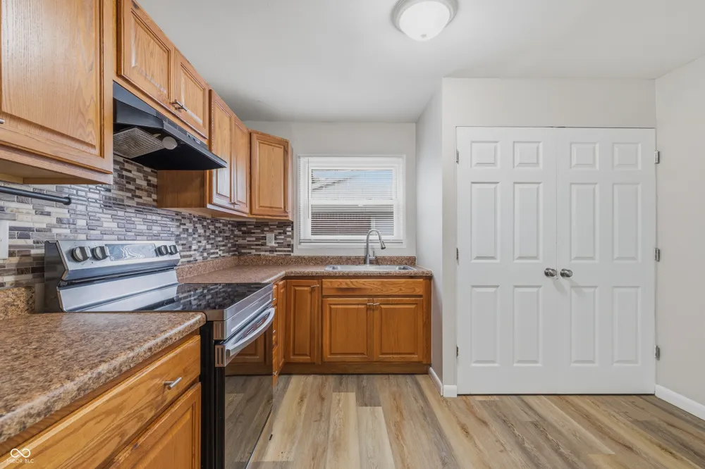3653 Mitchner Avenue Indianapolis, IN 46226