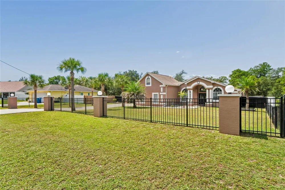 11309 LAPWING ROAD Weeki Wachee, FL 34614