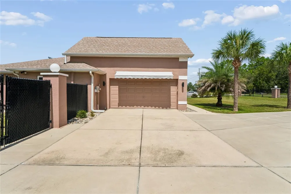 11309 LAPWING ROAD Weeki Wachee, FL 34614