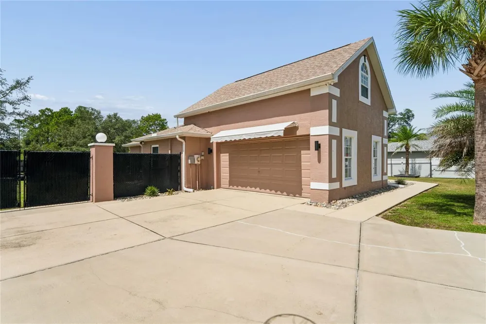 11309 LAPWING ROAD Weeki Wachee, FL 34614