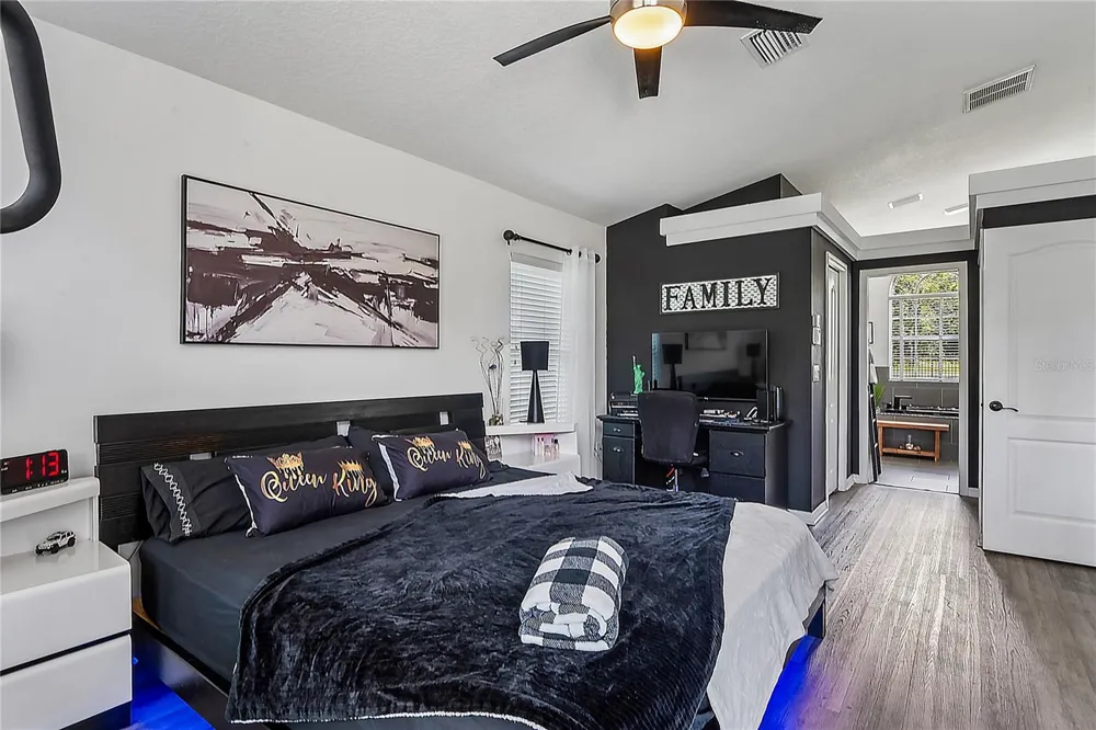 11309 LAPWING ROAD Weeki Wachee, FL 34614