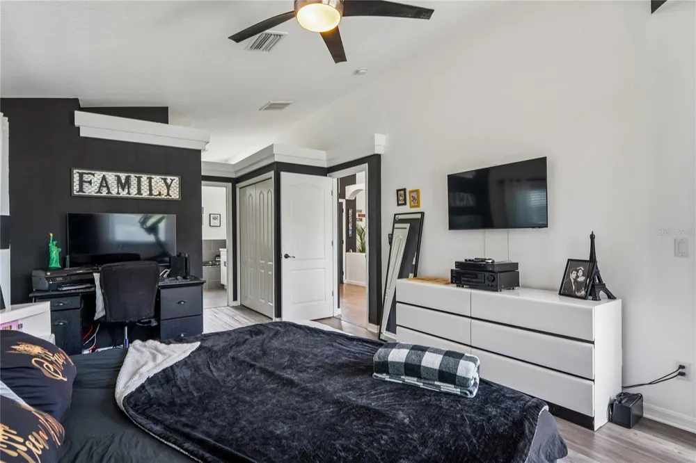 11309 LAPWING ROAD Weeki Wachee, FL 34614