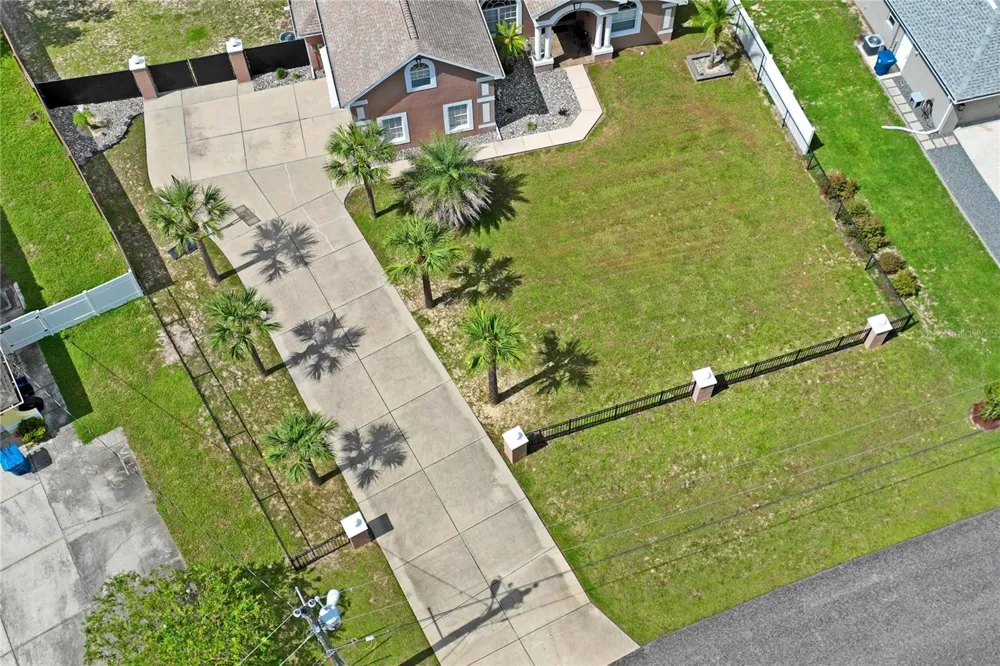 11309 LAPWING ROAD Weeki Wachee, FL 34614