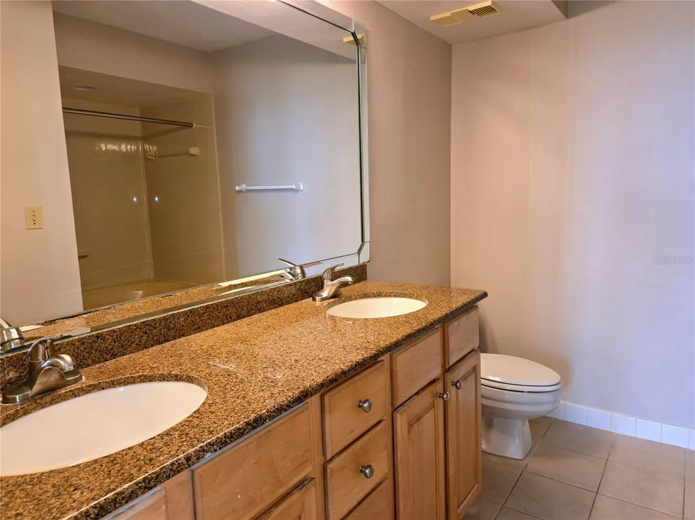 5801 BAHIA DEL MAR CIRCLE #113 St Petersburg, FL 33715