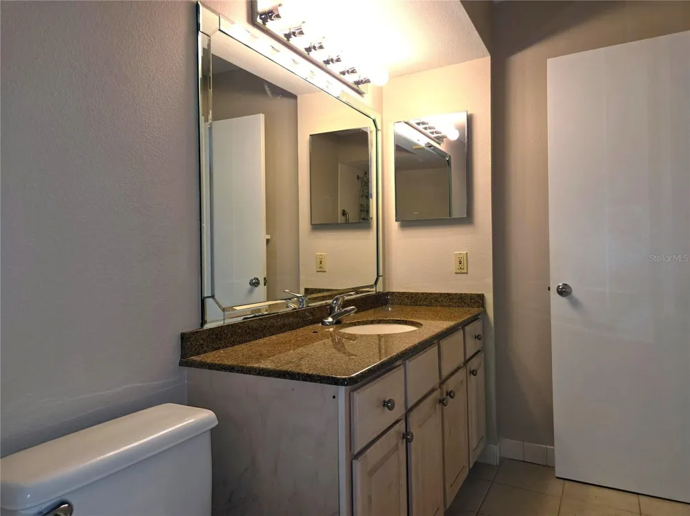 5801 BAHIA DEL MAR CIRCLE #113 St Petersburg, FL 33715