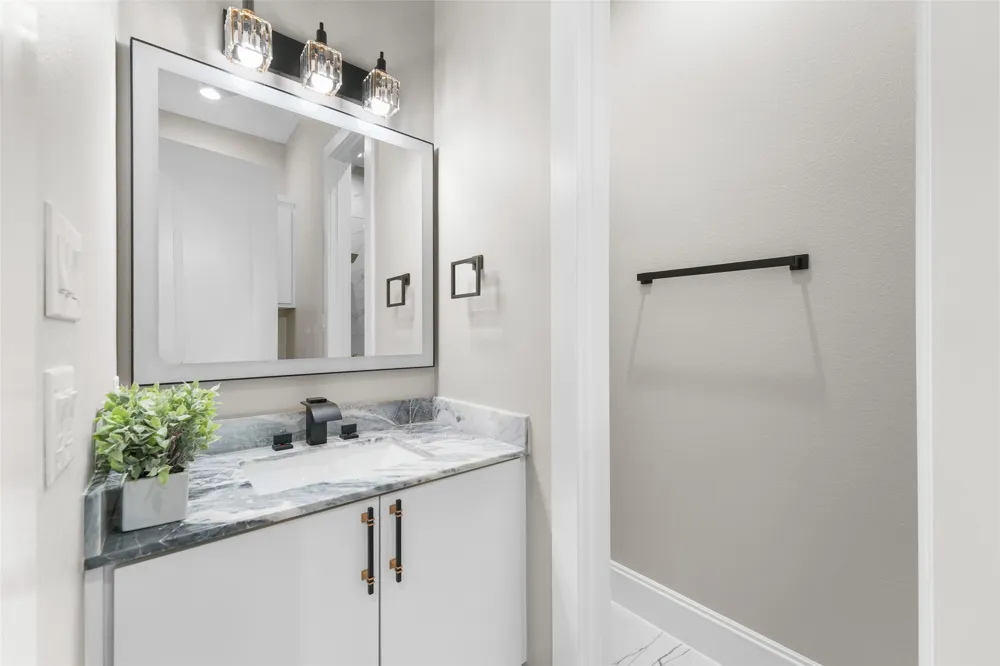 707 Buckalew Street Dallas, TX 75208