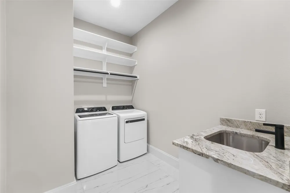 707 Buckalew Street Dallas, TX 75208