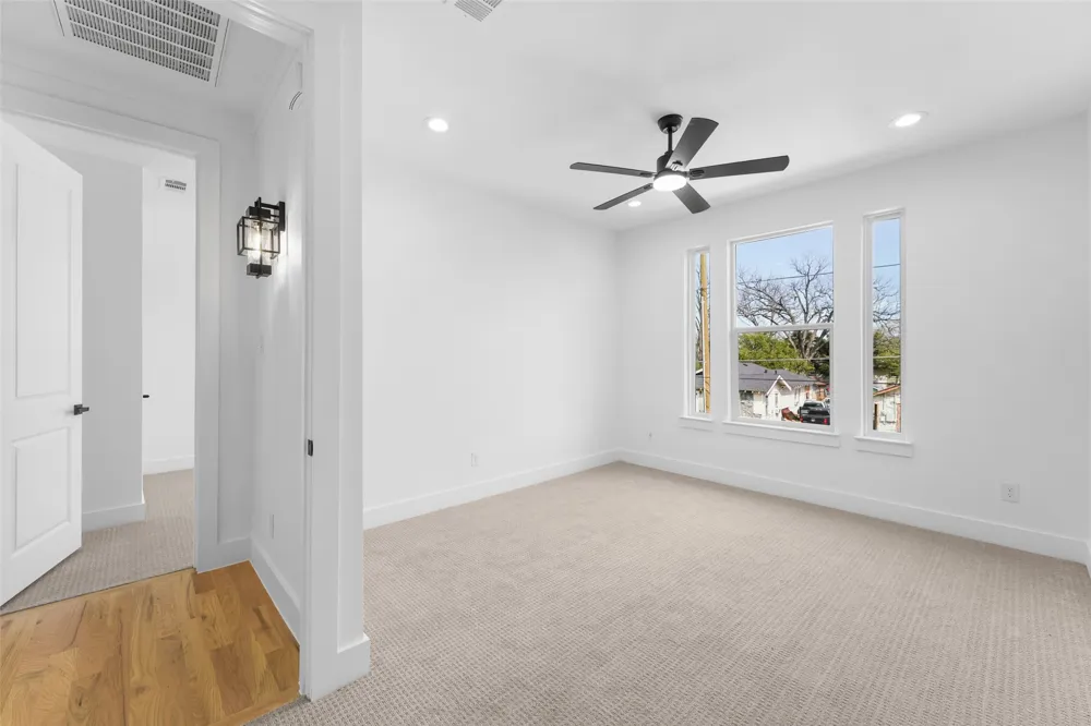 707 Buckalew Street Dallas, TX 75208