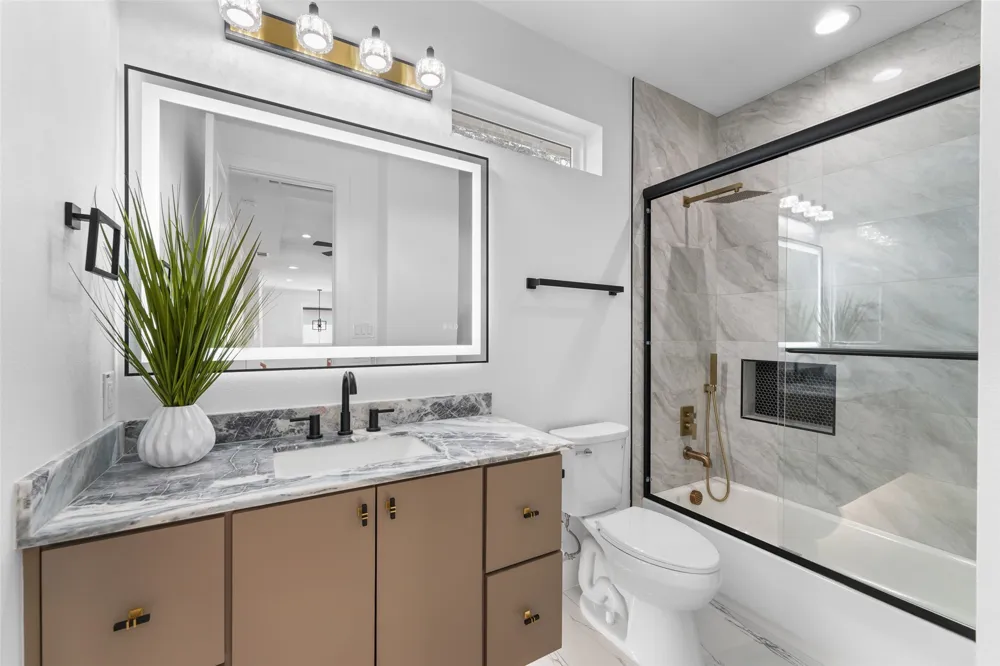 707 Buckalew Street Dallas, TX 75208