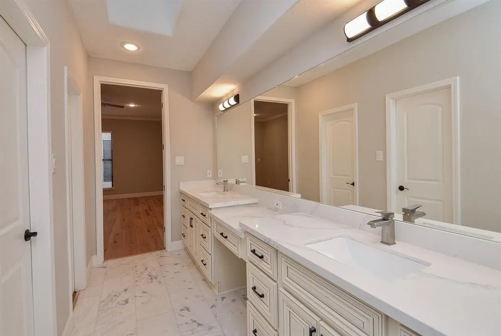 15735 Tanya Circle Houston, TX 77079