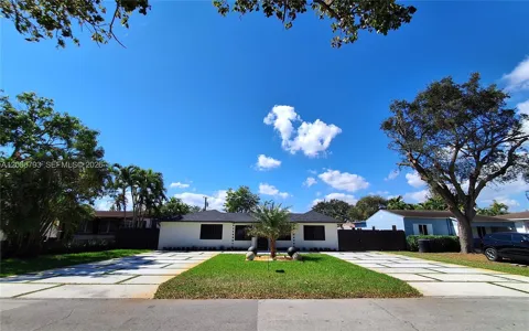 216 Shadow Way