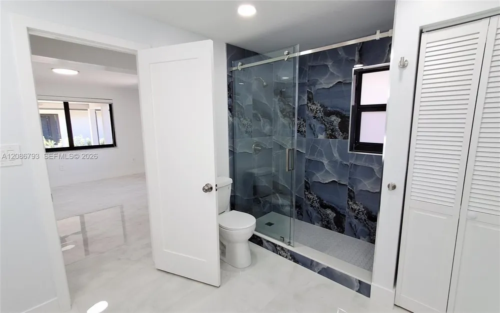 216 Shadow Way Miami Springs, FL 33166