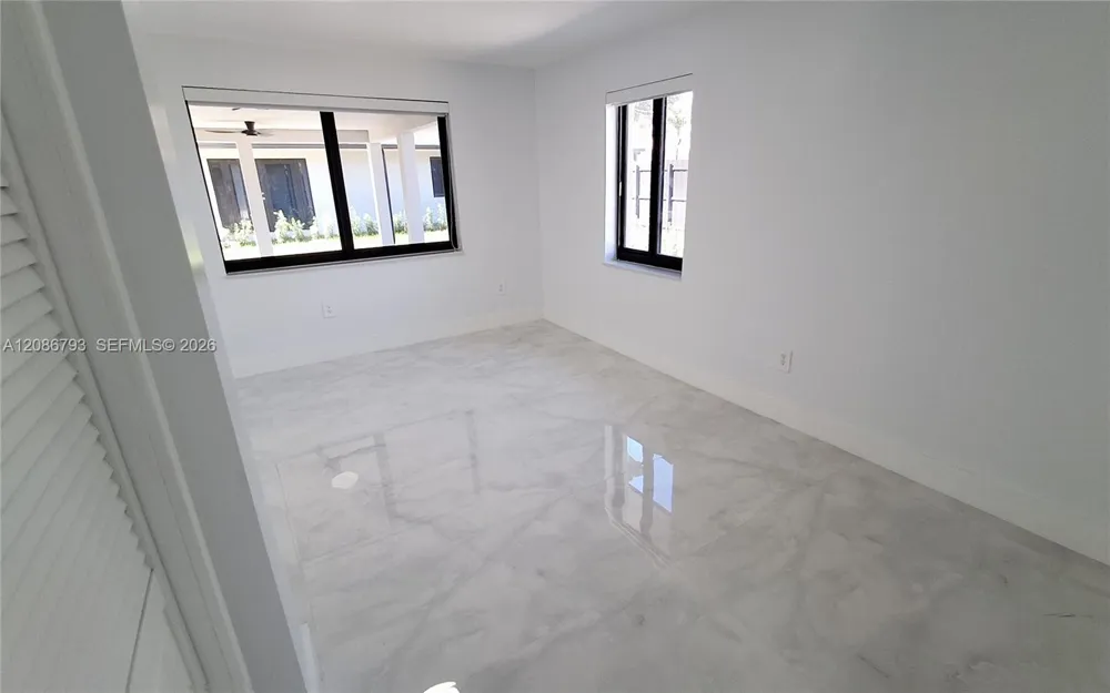 216 Shadow Way Miami Springs, FL 33166