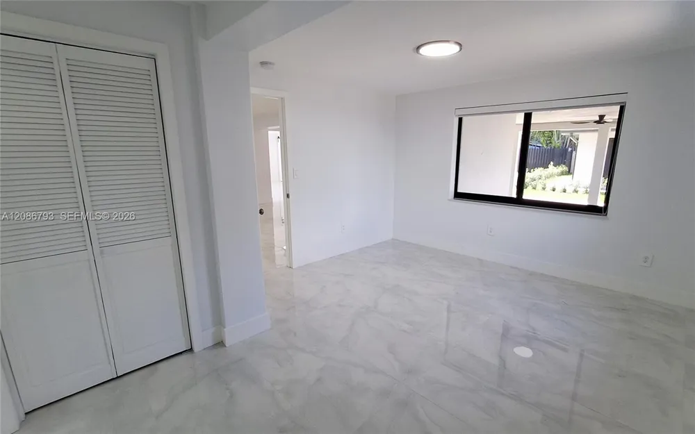 216 Shadow Way Miami Springs, FL 33166