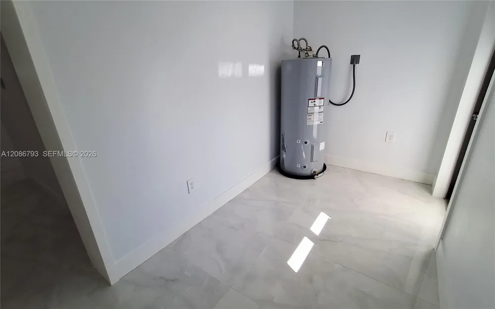 216 Shadow Way Miami Springs, FL 33166