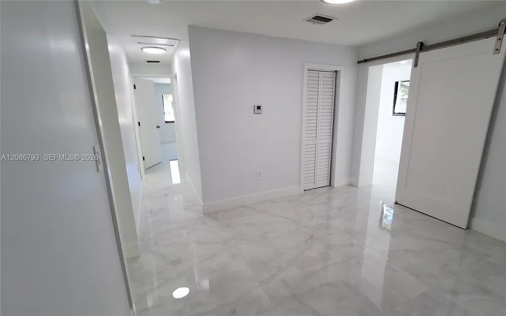 216 Shadow Way Miami Springs, FL 33166