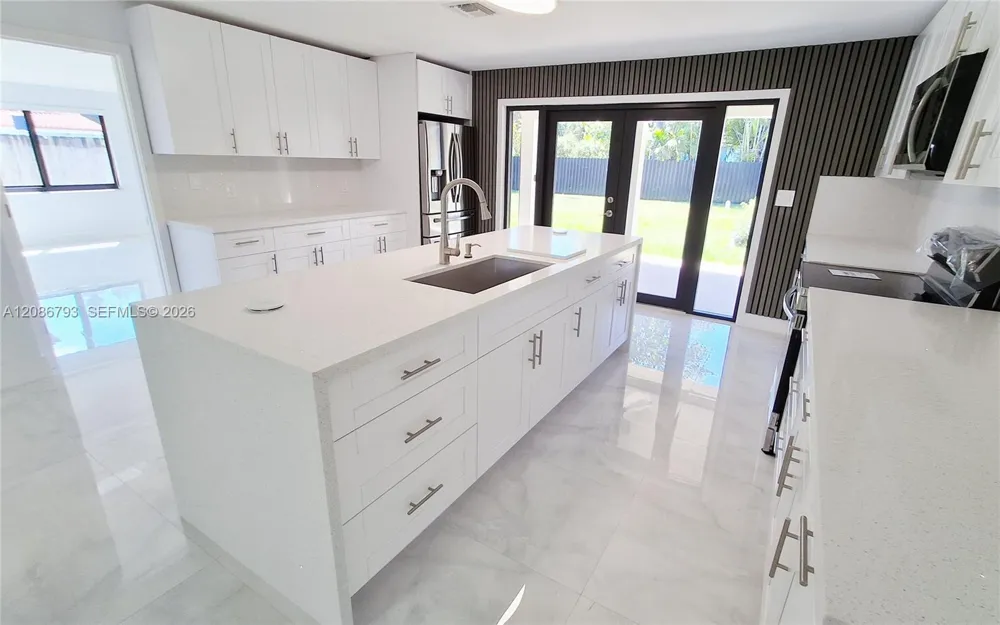 216 Shadow Way Miami Springs, FL 33166