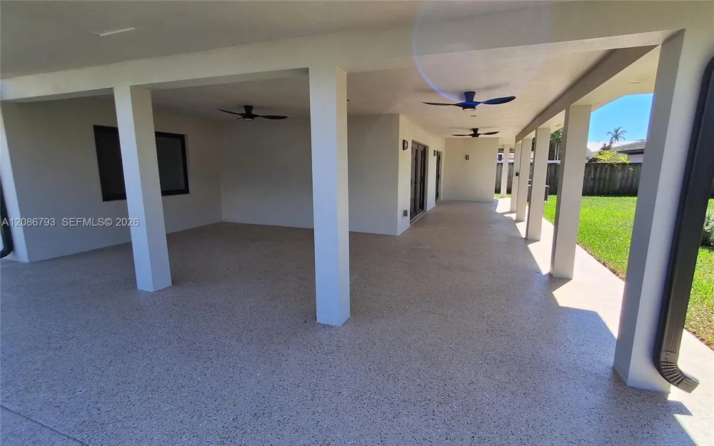 216 Shadow Way Miami Springs, FL 33166