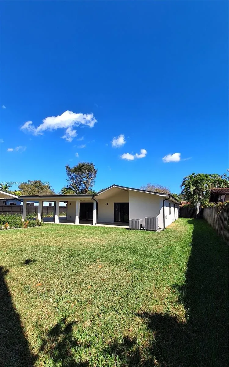 216 Shadow Way Miami Springs, FL 33166