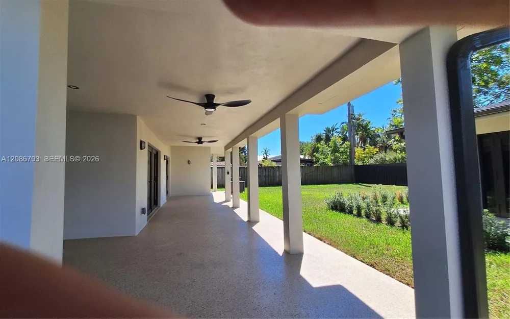 216 Shadow Way Miami Springs, FL 33166